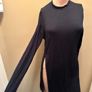 Lulus Stretchy Slit black top